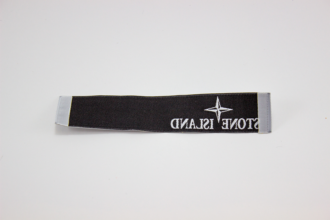 Патч Stone Island чёрный с набором бирок