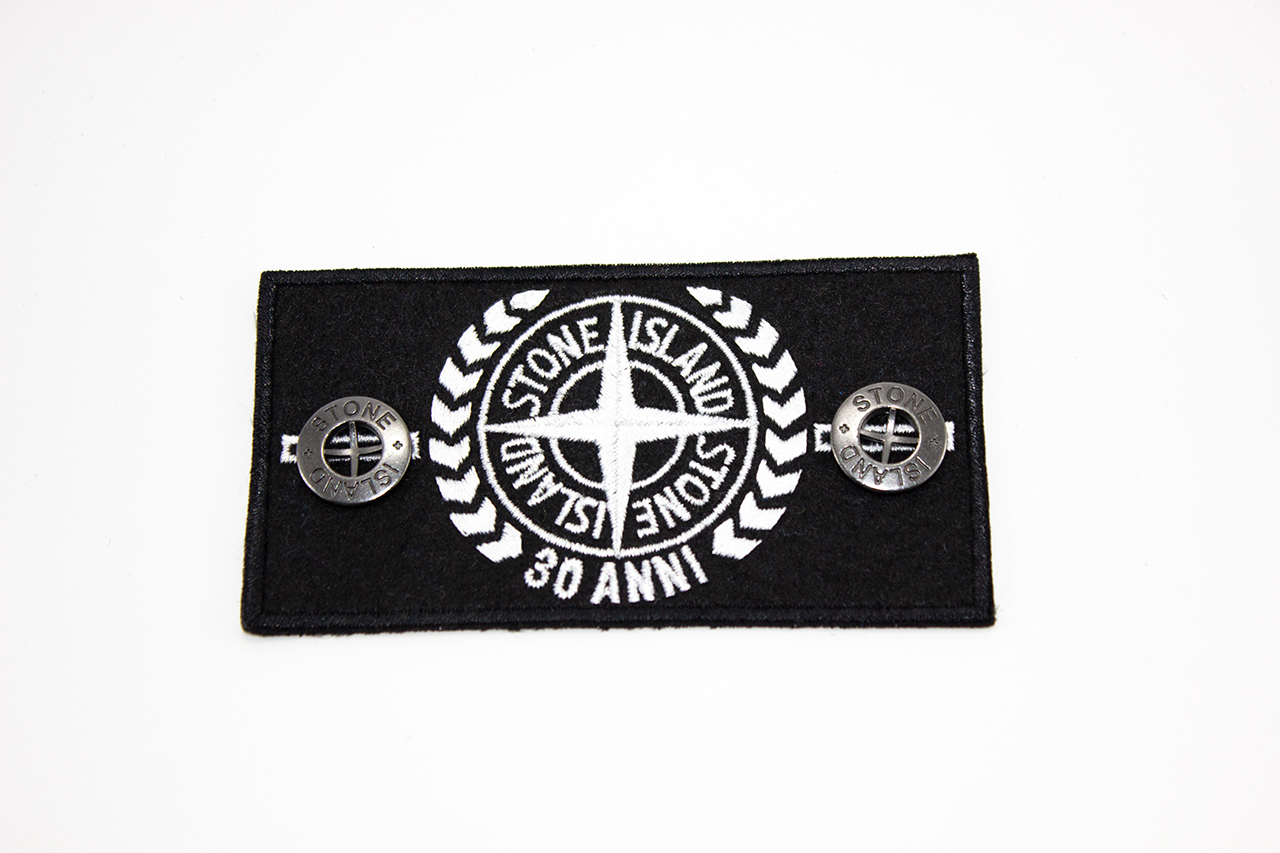 Патч Stone Island 30 ANNIVERSARY черно-белый + 2 пуговицы